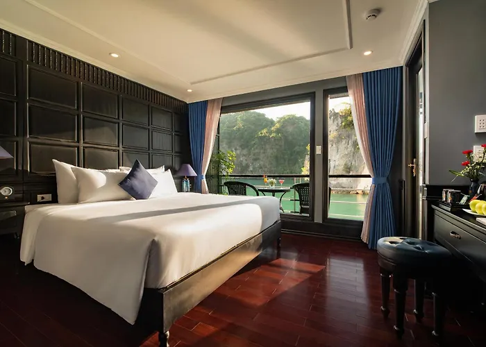 Rosy Cruises 5* Hạ Long