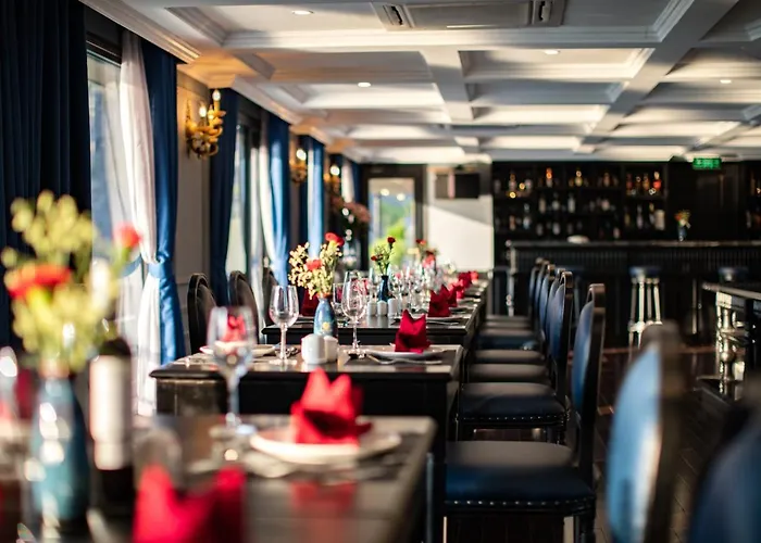 Rosy Cruises  5*