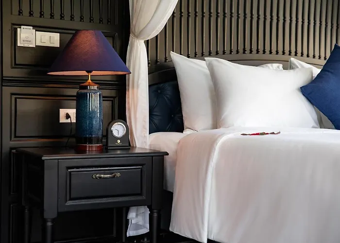 Rosy Cruises  5*