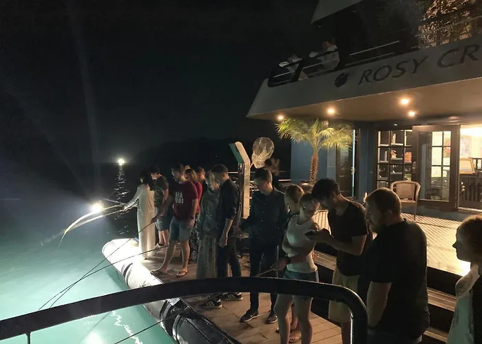 Rosy Cruises 5* Hạ Long