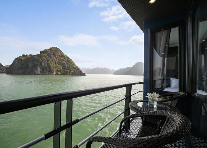 Rosy Cruises 5* Hạ Long